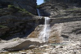 La belle et grande cascade du Sorrosal - Canyoning mt Perdu - Espagne
